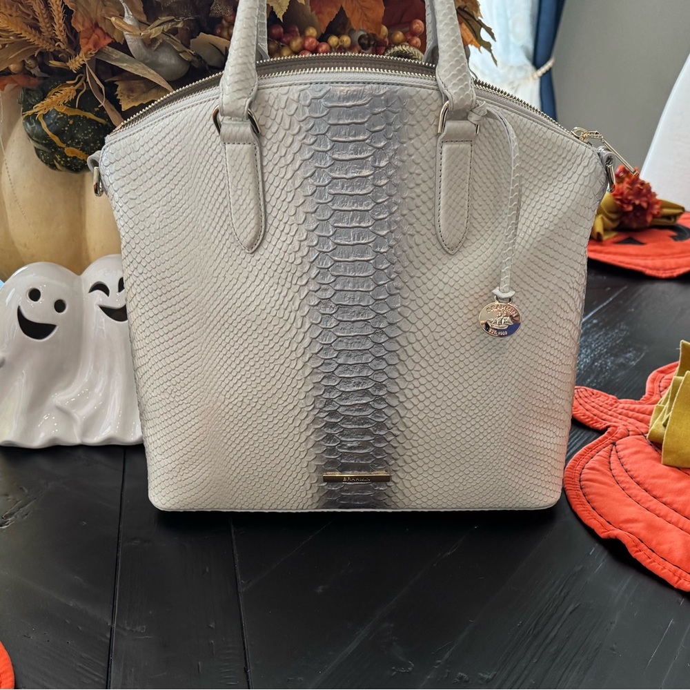 Brahmin NWT Reflect Harkness Large Duxbury - Picture 2 of 4